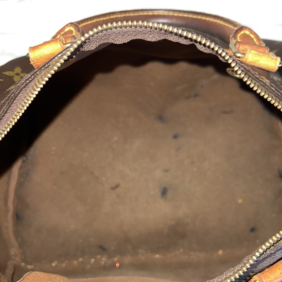 Louis Vuitton large bag - Picture 2 of 4